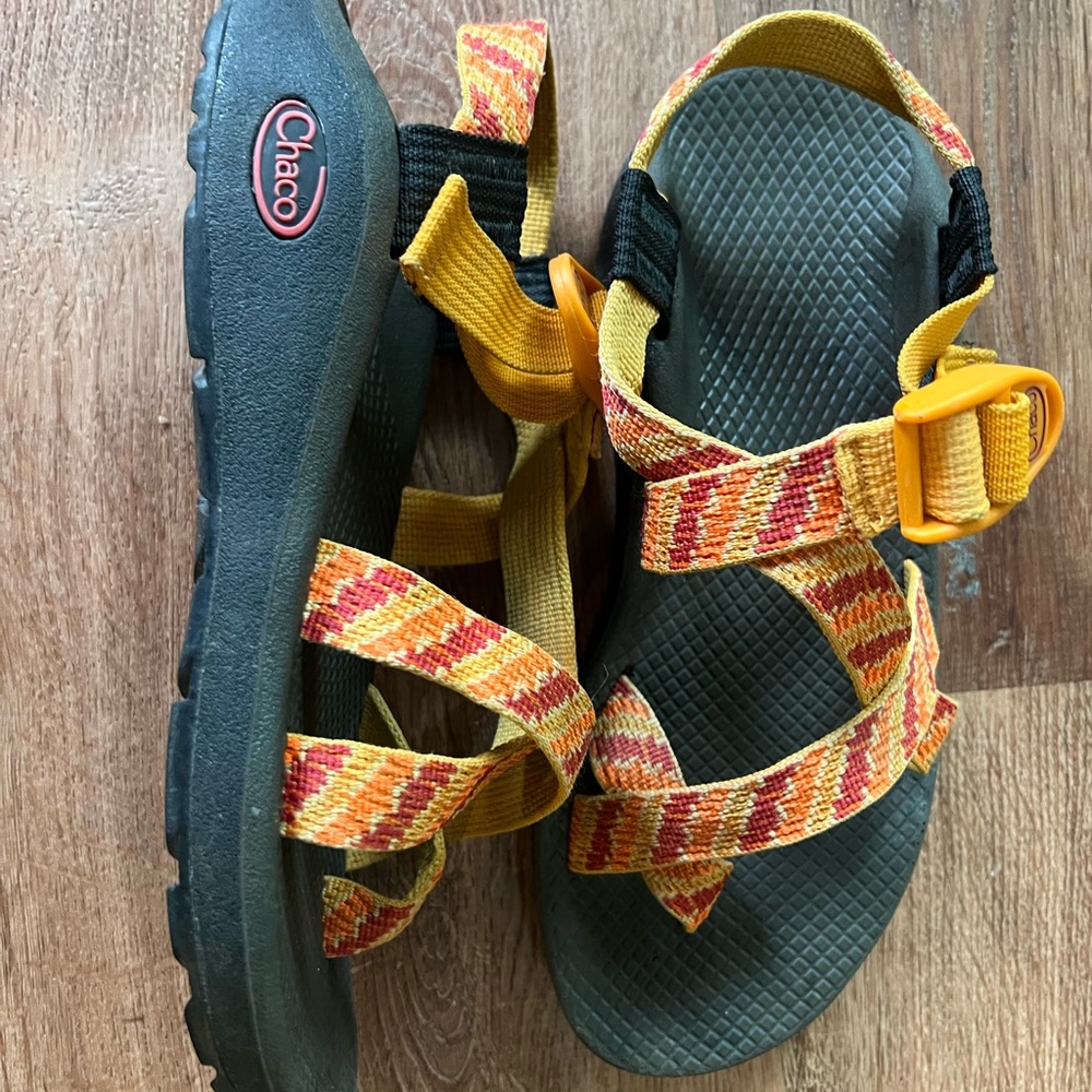 orange chacos